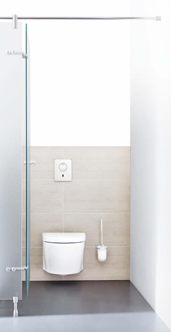 Ved normal bruk aktiveres spyling av toalettet automatisk ved hjelp av den infrarøde elektronikken.