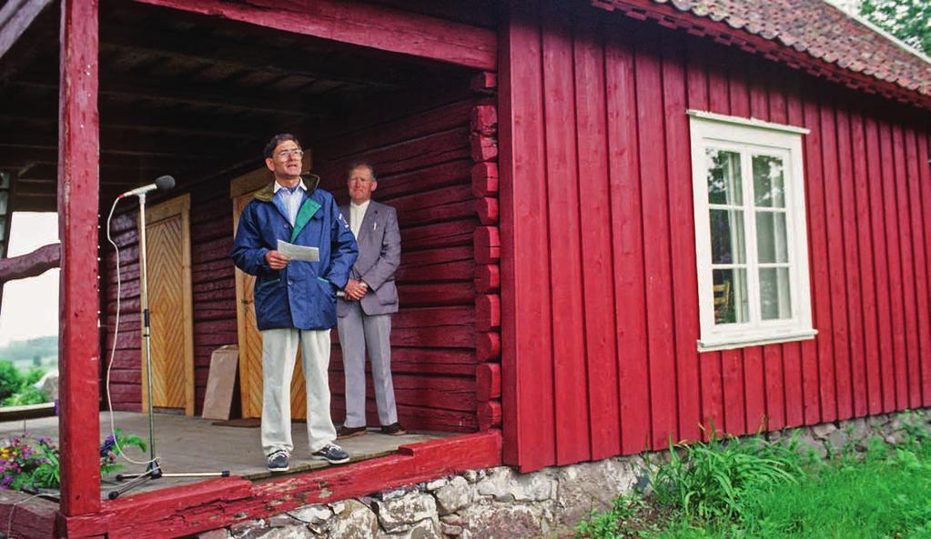 senvis av mennesker til Ilene naturreservat. I 2012 ble Holmen, som ett av fem sentre i Norge, autorisert som nasjonalt våtmarkssenter.