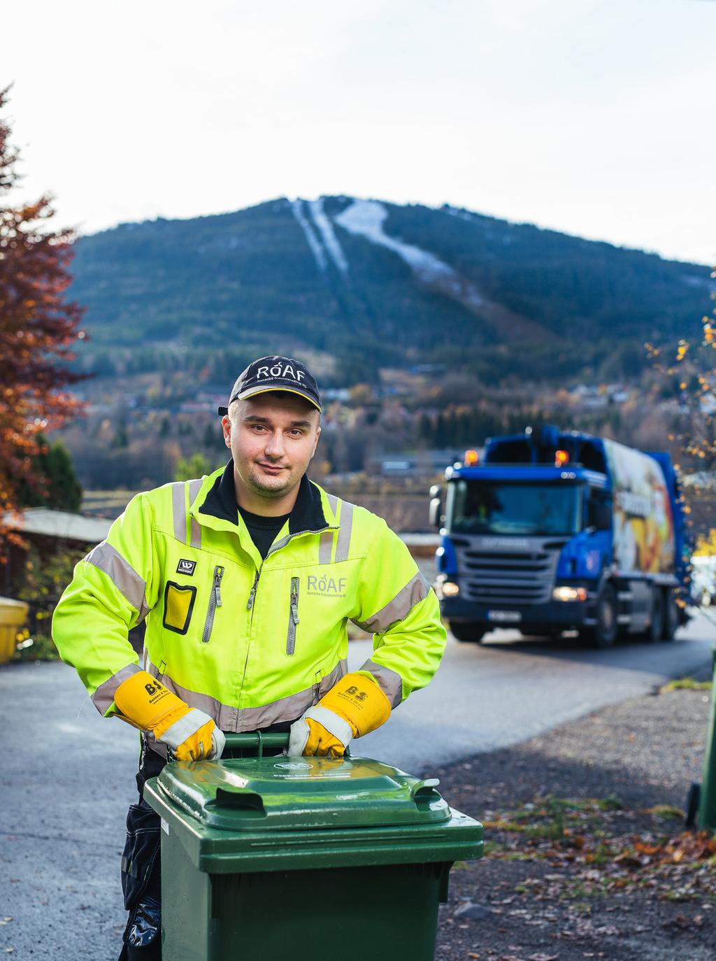 ROAF-POSTEN Informasjon fra Romerike Avfallsforedling IKS ROMERIKES VIKTIGSTE SJÅFØRER Nr. 2 2017 De er faktisk innom deg hver uke, men det er ikke sikkert at du har sett eller møtt dem.