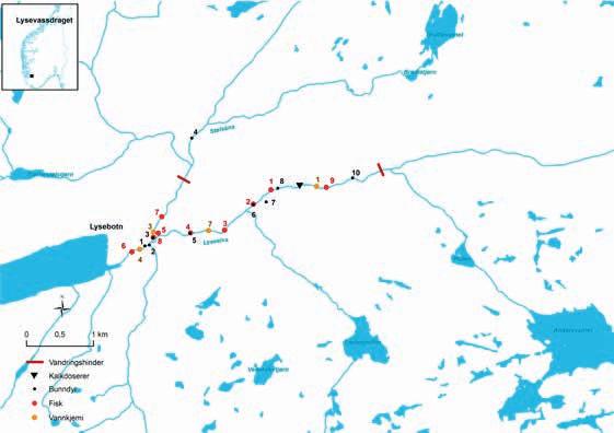 Figur 1. Lysevassdraget med nedbørfelt og stedsangivelse av kalkdoserer, vandringshindre for laksefisk og stasjonsnett for overvåking av vannkjemi, bunndyr og fisk.