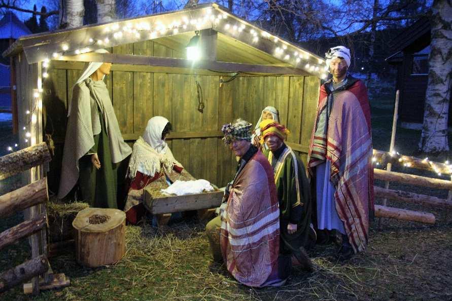 Søndag 10. desember 2. søndag i advent «Ja, det var fysste gongen som julestjerna brann. Men ses har a brønni i alle verdens land» Kl.11.