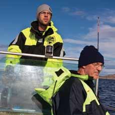 Turistinformasjonene og sportsforretninger kan gi opplysninger angående fiske, samt utleie av båter, organiserte turer, leie av utstyr etc.