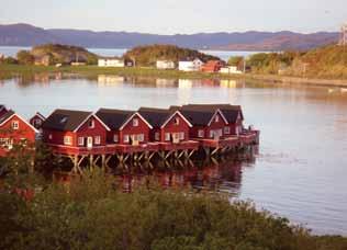 land) i 2010. Her kan du fiske hyse, hvitting, sei, torsk, rødspette, flyndre, makrell, sild, lange og steinbit. Vi tilbyr både fiske fra land og båt. Besøk vår hjemmeside for mer informasjon.