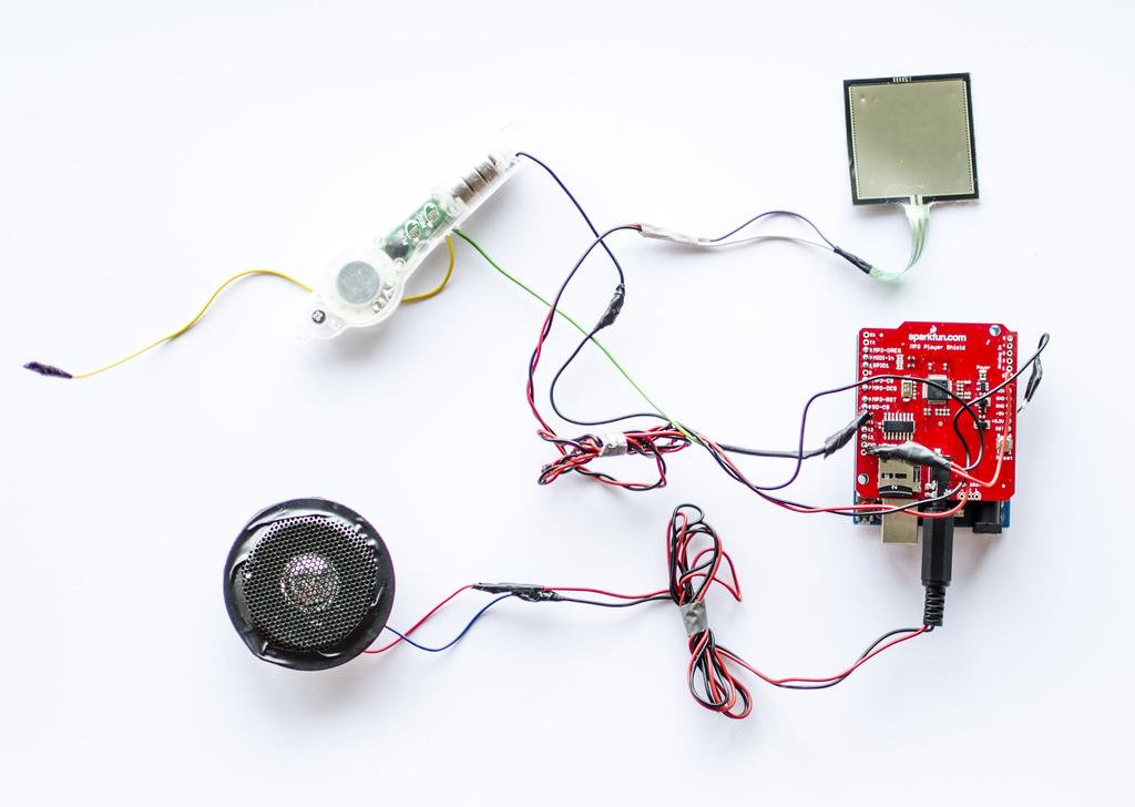 http://home.hit.no/~hansha/documents/lab/lab%20equipment/arduino.