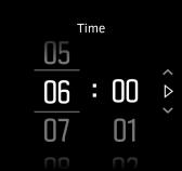 Du kan manuelt justere tid og dato fra innstillingene under GENERELT» Klokkeslett/dato, der du også kan endre tids- og datoformater.