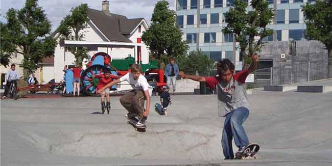 Aktivitet i Kjelvee skatepark - vierprosjekt i kokurrase Aktivt møtested i Urba