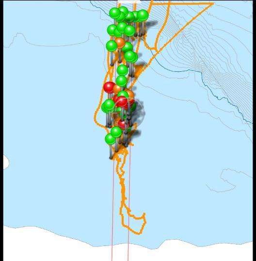 Oversikt over sydenden av traseen. Røde linjer representerer rør. Dybdekote på 3 meter i blått. Orange linje er fra snorkling i siv. Blå linje er kote -3 m og terrenget faller raskt mot nord.