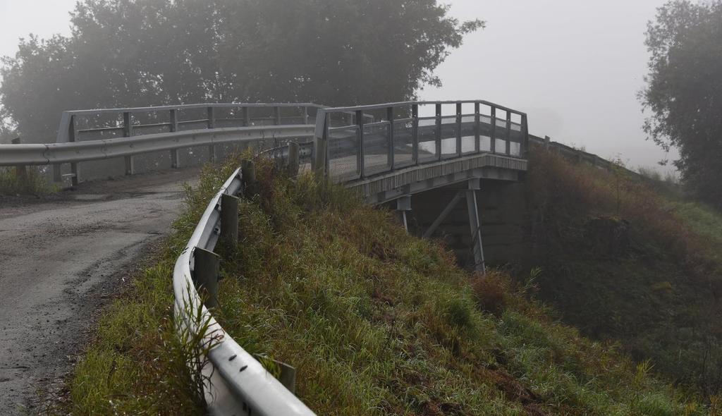 Områdebeskrivelse, naturgrunnlag og grunnforhold Sæter bru (km 87,363) er en kjørebru lokalisert ca. 3,5 km nordøst for Levanger i Levanger kommune.