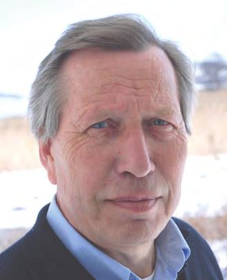 Roy Helge Simonsen (f. 1947) er journalist, økonom, kommunikasjonsrådgiver - og ivrig golfspiller. Simonsen har over 35 års erfaring som journalist, redaktør og rådgiver.