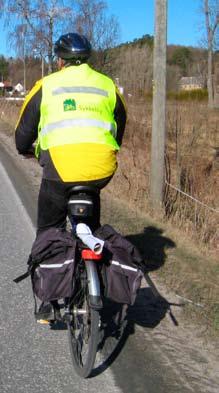 Forord Vegdirektoratet ba i 2005 regionvegkontorene, i samarbeid med kommunene og fylkeskommunene å velge ut noen byer eller større tettsteder der det var mulig å heve kvaliteten på sykkeltilbudet