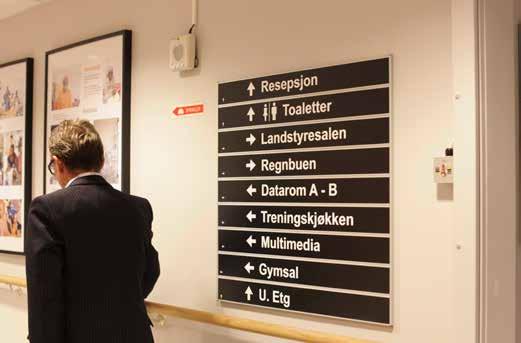 gir muligheter for enkle tribuner rundt banen.