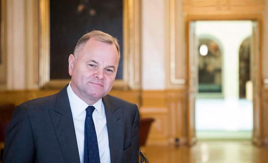 Forord Kommunikasjon for et levende folkestyre Stortinget har et ansvar for å formidle kunnskap om Stortinget til befolkningen, både om nasjonalforsamlingens rolle i det norske samfunnet og om vårt