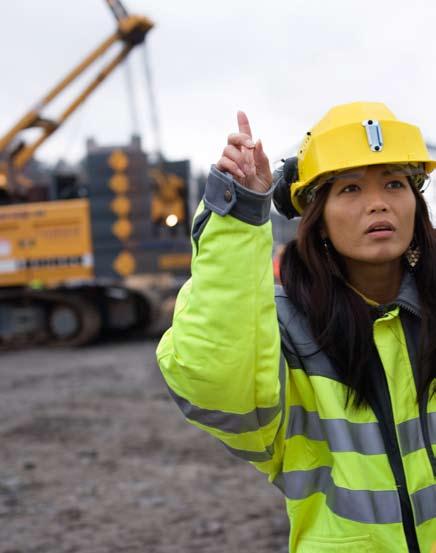 Arbeid & arbeidsmarked & Shaqada suuqa shaqada Arbeid i Norge I Norge er det vanlig at alle voksne arbeider, og det gjelder både kvinner og menn.