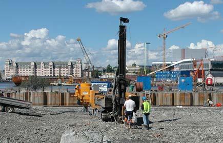 ARBEID I FORBINDELSE MED ENTREPRISE SØRENGA Ved landtaket til senketunnelen på Sørenga i øst, kommer tunneltraseen tett opptil middelalderbyen Oslo.