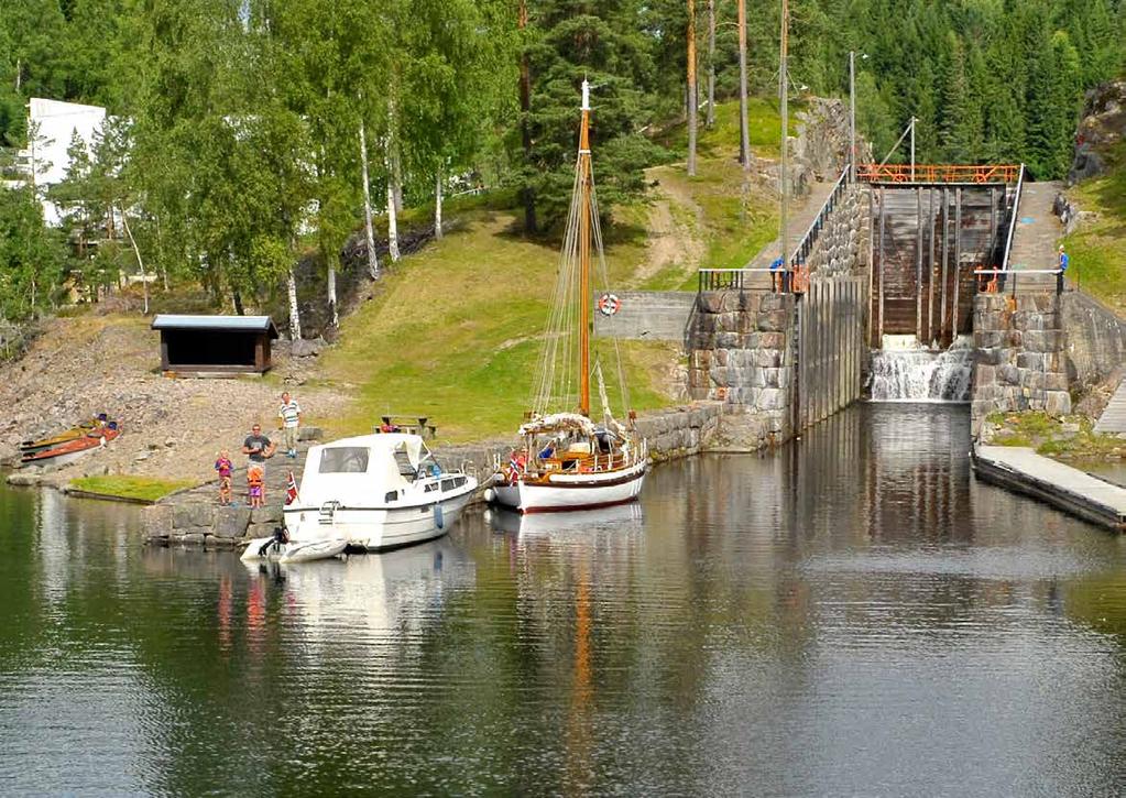 M/S Eidsfoss Victoria har den ved Strengen høyeste sluseporten bru under tv-sendingen i hele