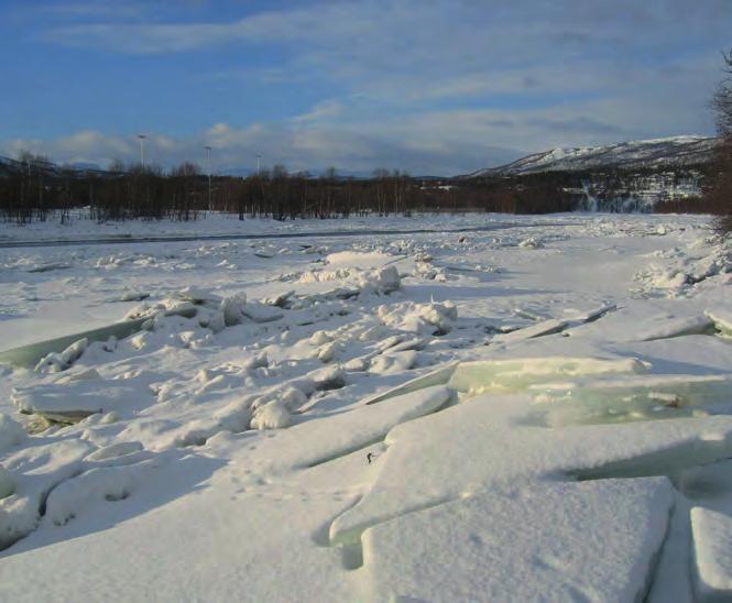 Foto: Statkraft Energi, Glomfjord Ved dypvannsutslipp slippes det ferske driftsvannet ut på dypt vann. Driftsvannet er lettere enn fjordvannet.