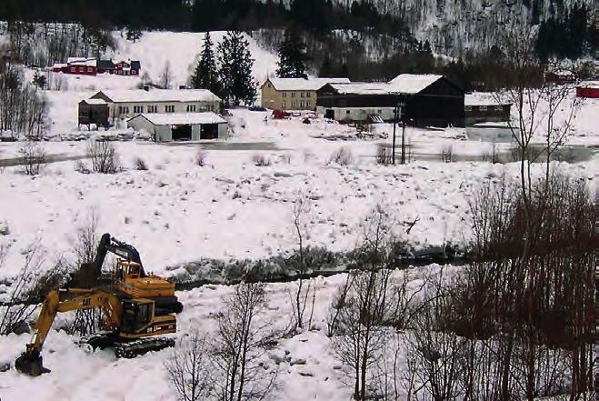 Kvaliteten av isen og dens brukbarhet for trafikk varierte fra år til år avhengig av temperatur og nedbør. En eller flere isganger hver vinter, utløst av vinterflommer, var helt vanlig.