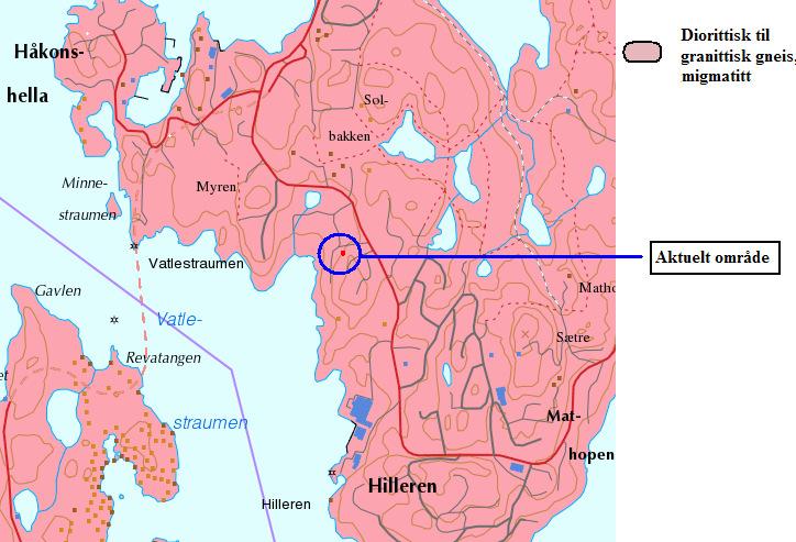 5 GRUNNFORHOLD Topografi Boligen er plassert ca på kote 38. Omtrent 0,5-4 meter fra boligen stiger terrenget bratt opp til ca kote 50. Deretter blir terrenget slakere.