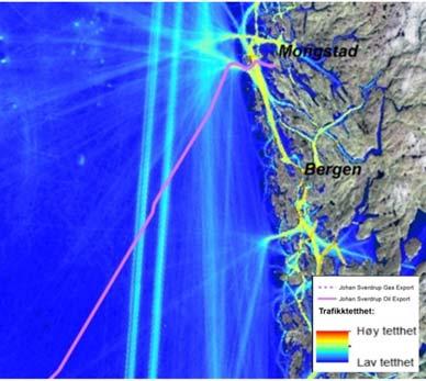 Sjøområdene inn Fedjeosen og mot landfall på Fosnøya er blant de mest trafikkerte områdene i Norge. All trafikk skal varsles til trafikksentralen på Fedje.