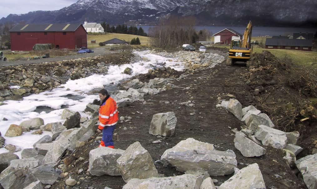 Norges Noregs vassdrags- vassdrags- og energidirektorat, og energidirektorat, Region Region Midt-Norge Vest Tiltaksnummer og namn: 10297 Årskogelva på Årskog, Vanylven kommune i Møre og Romsdal