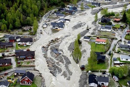 og hvor politi, redningstjeneste, frivillige organisasjoner mfl samarbeider tett. Dette samarbeidet utvikles best med geografisk nærhet mellom aktørene.