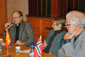 Fest for frivillige i kirken Hvert år arrangerer kirkestaben en fest for de frivillige i Den norske kirke i Re.