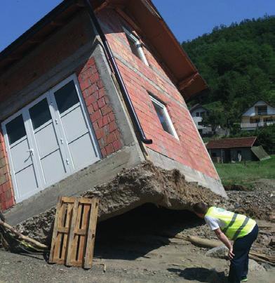 FLOM PÅ BALKAN Balkan opplevde i mai 2014 det verste regnværet på hundre år. Regnet førte til omfattende oversvømmelser og ødeleggelser.