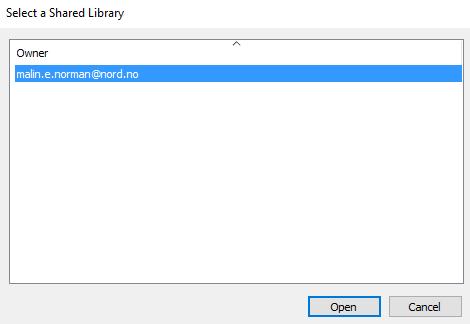Dette kan ta noe tid. EndNote vil se etter endringer mellom hver gang det delte biblioteket åpnes. Det delte biblioteket ser ut som et vanlig EndNote-bibliotek.