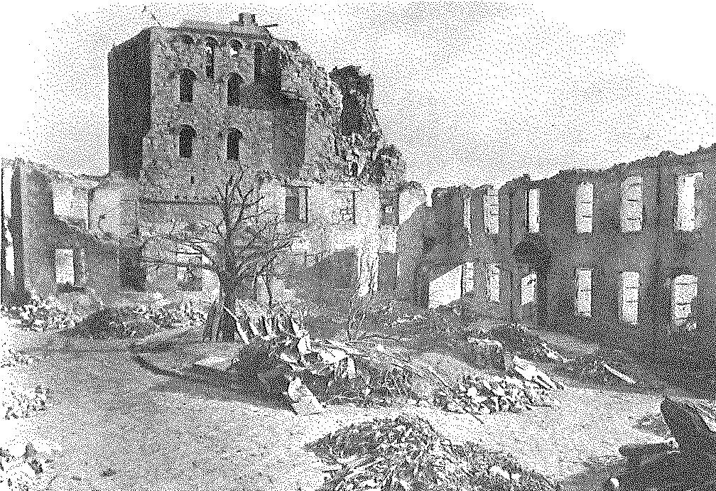 1944 eksplosjonsulykken - Øvre del raste sammen, brystvern og hjørne NV.