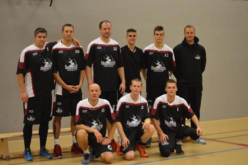 Drammen Basketballklubb Drammen Basketballklubb er en klubb med 4 lag i alderen fra 13 til over 60 år. Vi har trener i Galterudhallen 5 dager i uken og har kamper i helgene.