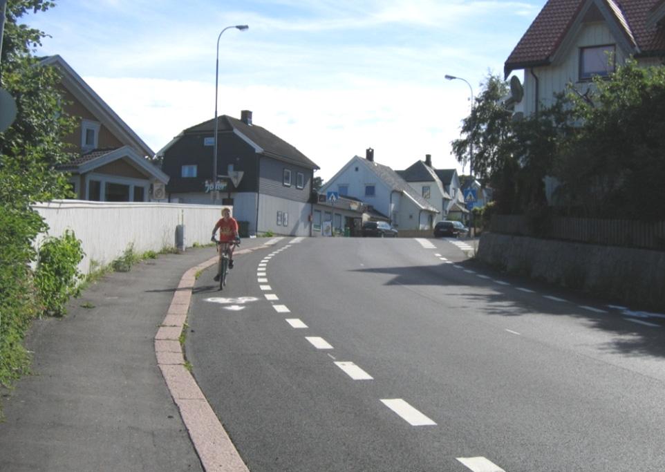 Rute e: Høsts gate / Pukkestadveien - Kjellbergveien - Skiringssalveien - Apolloveien - Lunaveien - turveg mot Krokemoveien (se figur 5.