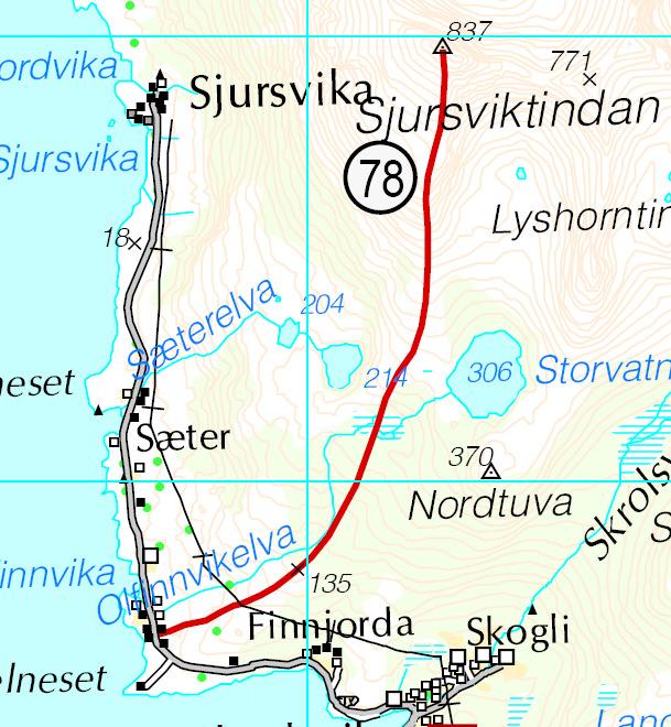 Turbeskrivelser Sjursviktinden: 200 poeng Vanskelighetsgrad: krevende. Dette er en skikkelig tind, 837 moh. og en fantastisk utsikt. Meget luftig på toppen, med fritt fall på baksiden.