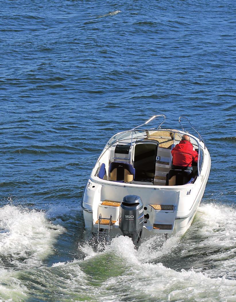 Noen forskjeller på de to båtene skal vi ta med det samme. Begge er 2,5 meter brede, mens Nordkapp er 6,5 m lang, veier 1260 kg og kan ta motorer opp til 250 hk.