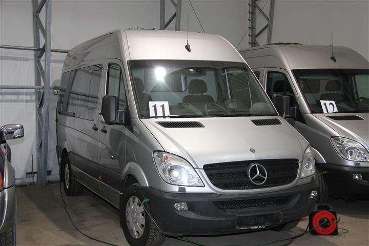 stand: 65671 : 11 Mercedes Sprinter 318 D,