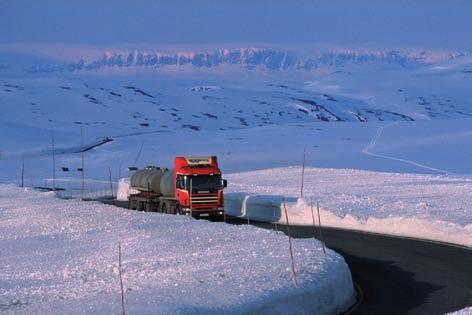 I godstransporten mellom endepunkta Oslo og Bergen har jernbanen hatt ein markant vekst dei seinare åra, og har no ein marknadsdel i containertransporten på ca. 40 %.