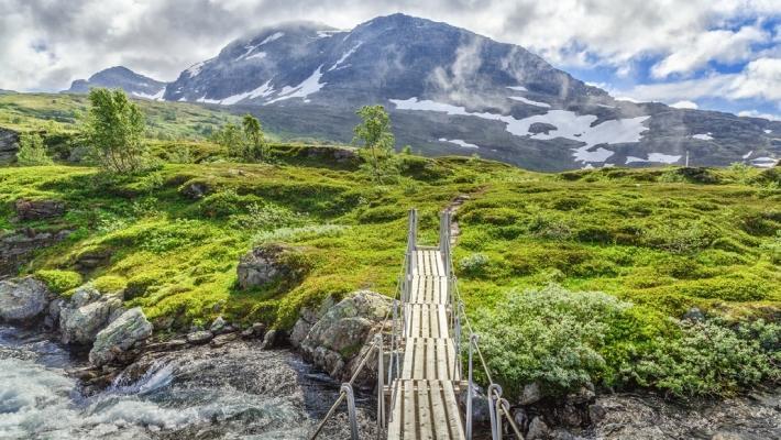 Hardangervidda nasjonalpark, Eidfjord (134.3 km) Hardangervidda nasjonalpark er den største nasjonalparken vi har i Norge med sine 3422 km2 fordelt på fylkene Hordaland, Buskerud og Telemark.