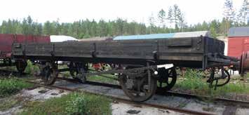 På Smaalensbanen var et større antall K-, L- og N-vogner midlertidig innrettet som grusvogner. 20 av vognene ble beholdt som grusvogner og fikk litra M først på 1880-tallet.