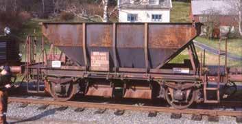 sert på Krøderbanen. Vognen har blitt benyttet en del til grustransport på banen og er fremdeles i den utførelse den hadde ved utrangeringen.