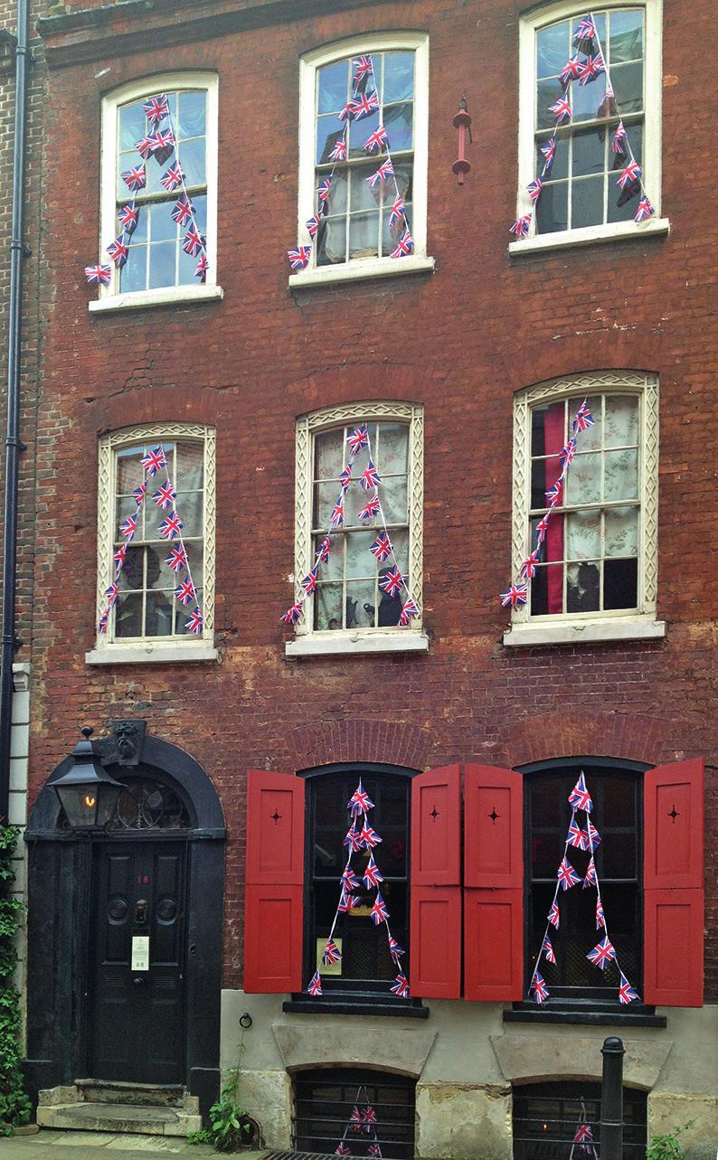 Hedvig Mårdh 26 Fig. 1. The exterior of Dennis Severs House at 18, Folgate Street, London decorated with flags during the summer of 2013.