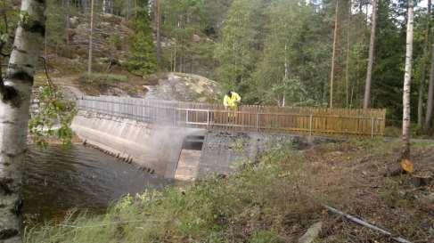 10 Kommunens ansvar for damanlegg Damsikkerhetsforskriften skal fremme sikkerhet ved vassdragsanlegg og forebygge skade på mennesker, miljø og eiendom.