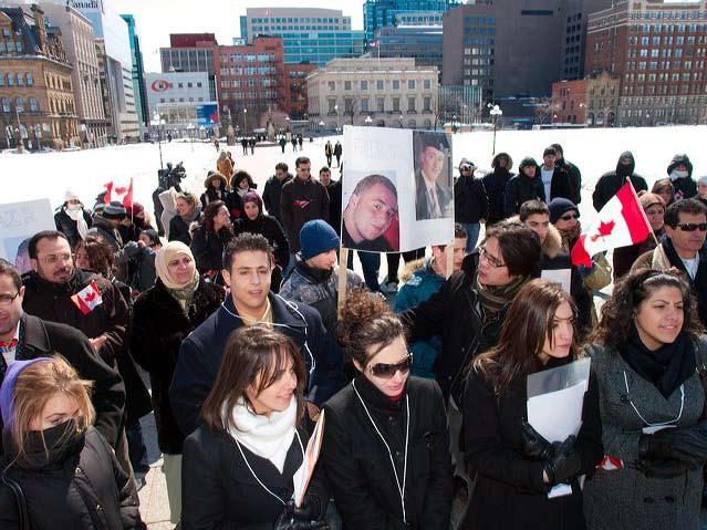 20 @ Garth Gullekson, Darligton Mediaworks مظاهرة نظ تمها منظمة الشبيببة الكندية في كندا احتجاجا على إعدام محمد كحيل.