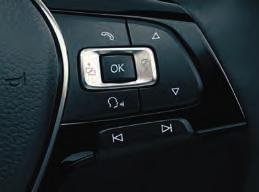 O 10 Plugg den i USB-inngangen, og surf i vei: I kombinasjon med Discover Media navigasjonssystem danner CarStick⁴) en egen WLAN-sone i bilen ved hjelp av det separate SIM-kortet (følger ikke med).