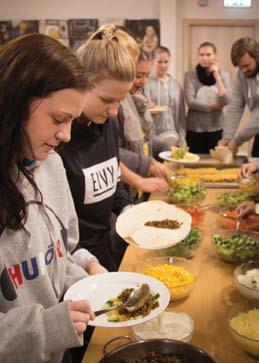 yy Skolens Jazz-linje har særskilt beskrevne opptakskriterier på grunn av instrumentsammensetning. Undervisningen Undervisningen foregår I tidsrommet 08.45 til 20.00.