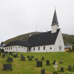 Gravplass, kremasjon og gravferd Positivt at høringsnotatet foreslår å videreføre kirkens gravferdsmyndighet Uklokt å ikke identifisere ansvarlig organ i lov viktig med klare rammer/stabilitet