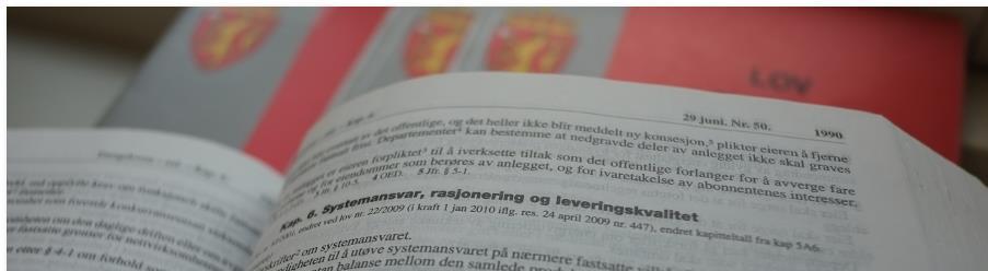 Offentleglova Formål: sikre åpenhet i forvaltningen Hovedregel: alle saksdokumenter er offentlige Unntak fra hovedregelen: Taushetsplikt.
