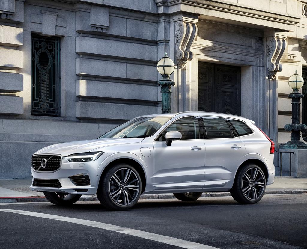 BILIA PRISLISTE NYE VOLVO XC60 PRISLISTE PR. 28. NOVEMBER 2017 Prisene er inkl. reg.omk., kr 13.800,-. Årsavgift kommer i tillegg. Forbehold om prisendringer fra importør. Sjekk www.bilia.