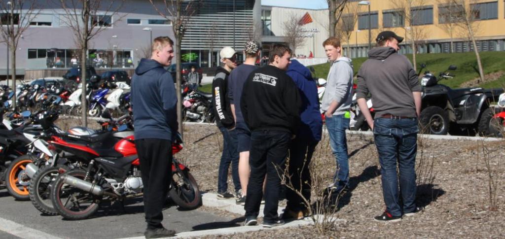 Foto: Kristine Steen-Tveit, Aust-Agder fylkeskommune - MC singelulykker skyldes først og fremst mangel på erfaring, samt overvurdering av egen kjøreferdighet, og i liten grad tekniske feil på