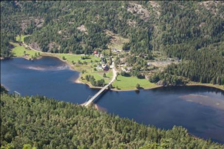 Det store, mangfoldige og varierte vannet rikt på nes, sund og småkoller bidrar til at landskapsområdet Oggevatn utgjør en svært representativ del av landskapskarakteren i området slik den