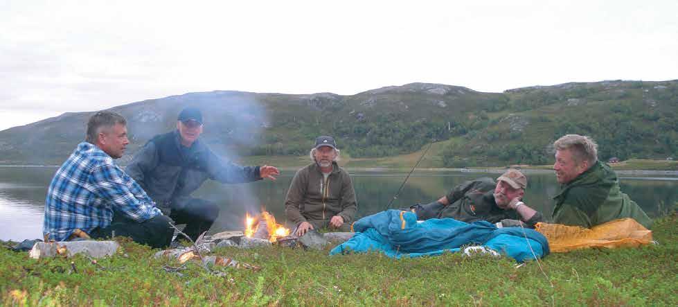 Første natt i lavvo skulle prøves, og etter en lang dags reise ble det godt med litt hvile.