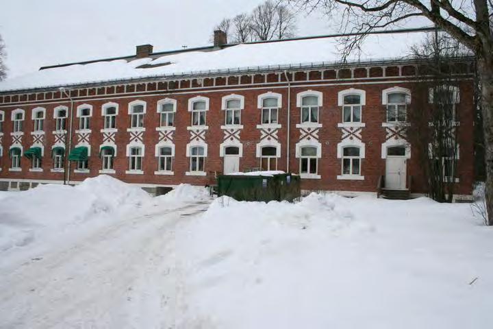 Økonomibygningens vestfasade. Foto: Bjørn Anders Fredriksen.